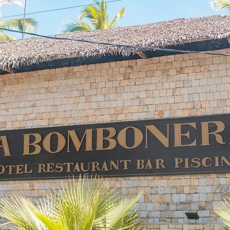 Hotel La Bombonera Нуси-Бе Экстерьер фото