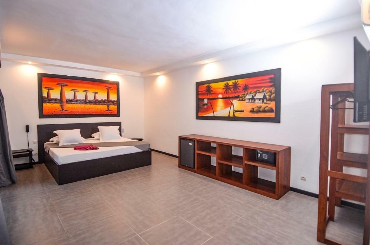 Hotel La Bombonera Нуси-Бе Экстерьер фото