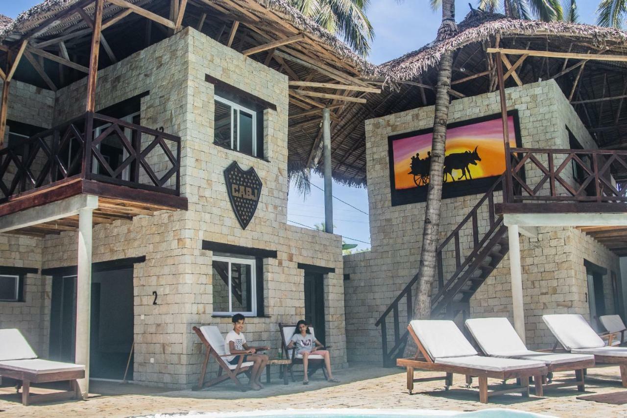 Hotel La Bombonera Нуси-Бе Экстерьер фото