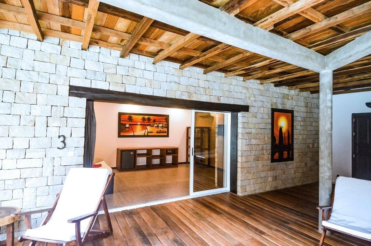 Hotel La Bombonera Нуси-Бе Экстерьер фото
